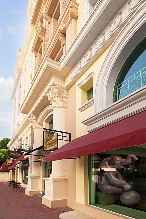Court Wing Hotel Sukhumvit Bangkok Exterior foto